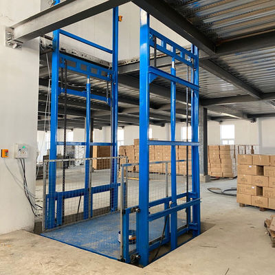 購入 5000kgs 水力貨物リフト 貨物 プラットフォームリフト 工場と倉庫用 online manufacture